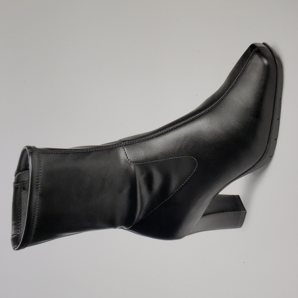 New Aerosoles Cinnamon Women's Ankle Boots in Black Size 11M